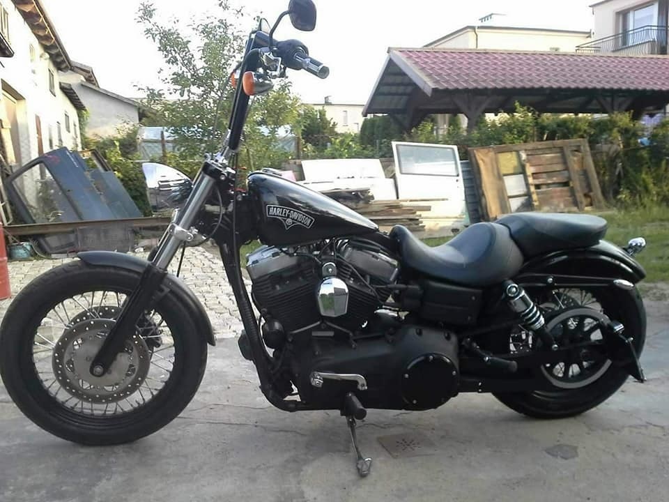 Przejażdżka motocyklem HARLEY DAVIDSON DYNA1600cm3