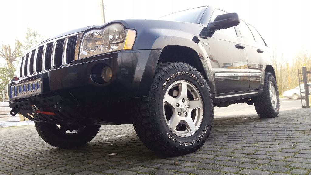 JEEP GRAND CHEROKEE III 5.7HEMI 4x4,MOC 330 KM GAZ