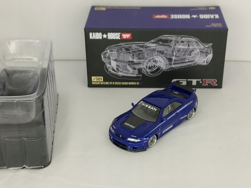 Mini GT 1:64 Kaido House Nissan Skyline GT-R (R33) Kaido