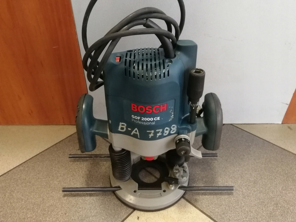 Frezarka Górnowrzecionowa Bosch GOF 2000 CE - 7799325697 - oficjalne ...