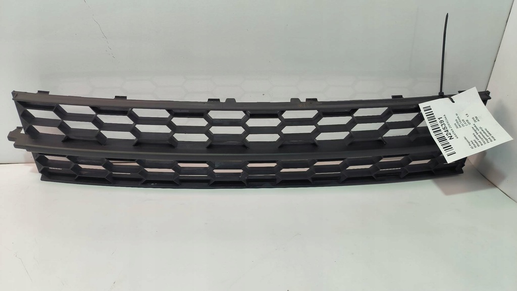 KRATKA ZDERZAKA 5E0853677 SKODA OCTAVIA III