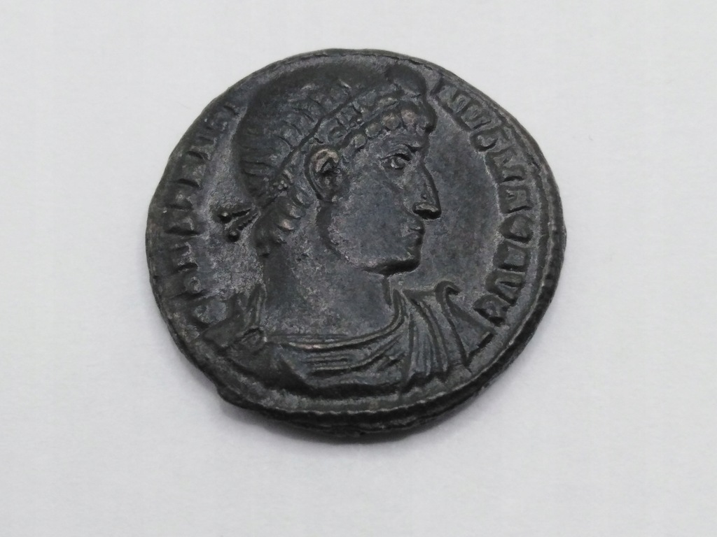 Moneta follis 330-333 Rzym
