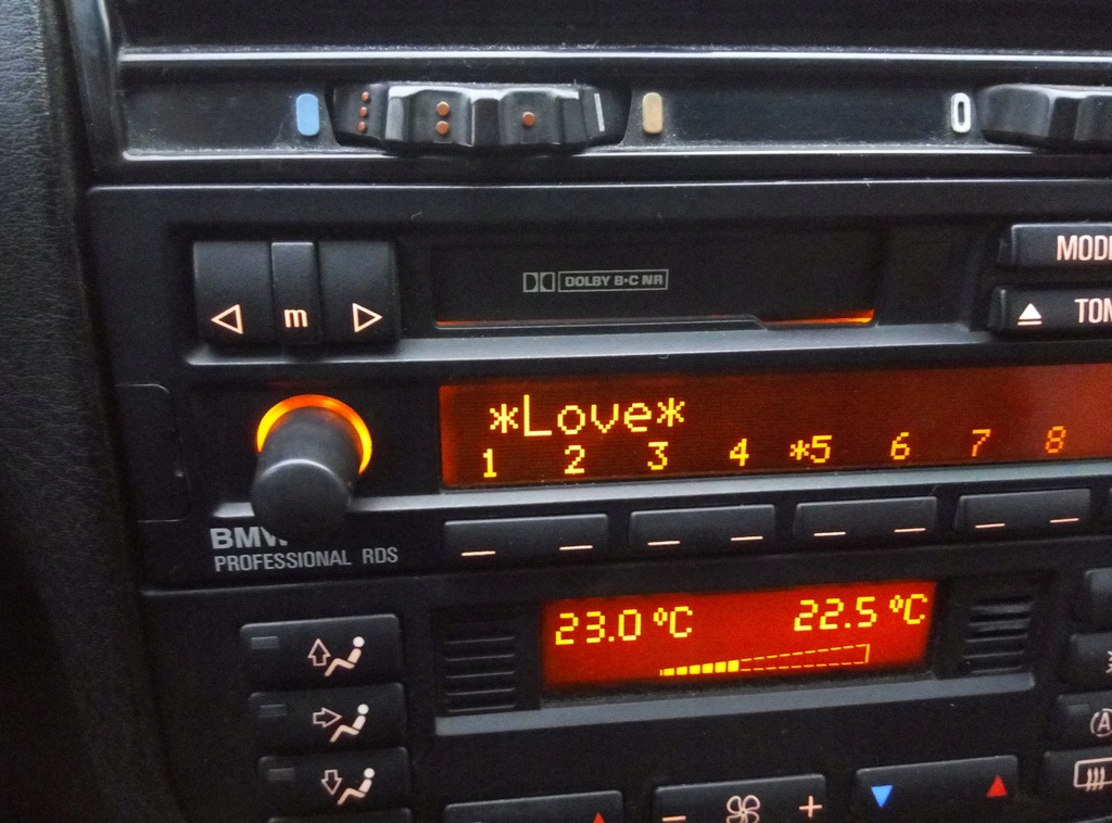 Radio BMW PROFESSIONAL RDS BE2450 E30 E32 E34 E36 8990832212