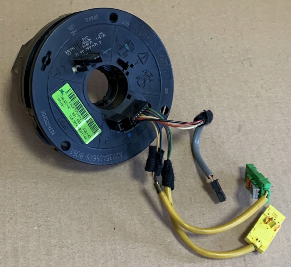 めもう 164164-2 : AMP コネクタ端子 | TE Connectivity