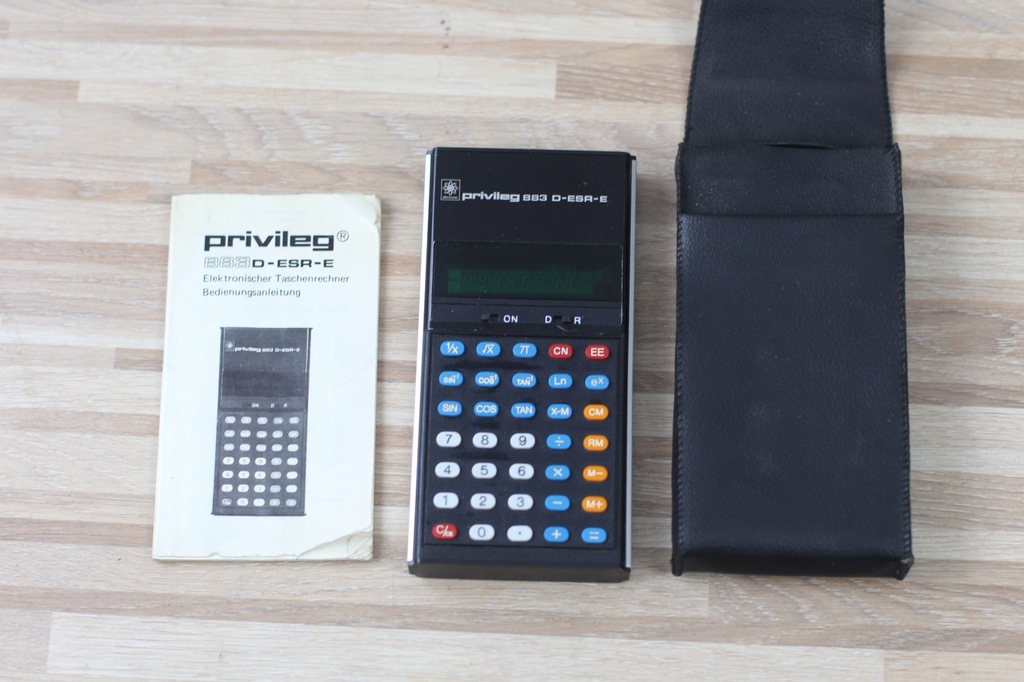 Privileg 883 D-ESR-E kalkulator ( 1975)