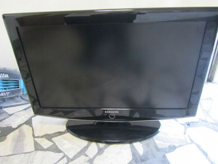 TELEWIZOR SAMSUNG LED LE32R82B