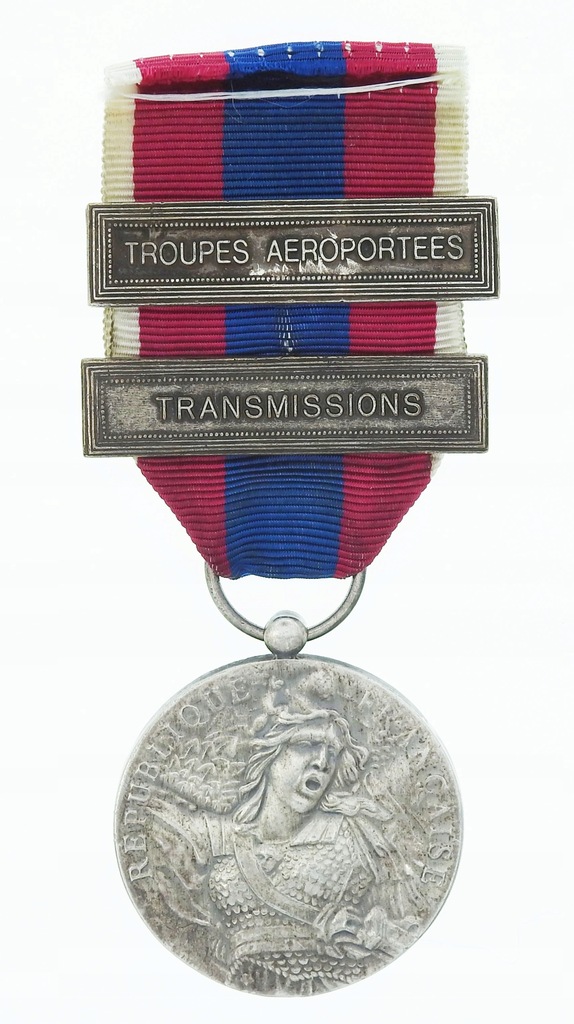 Srebrny Medal Obrony Narodowej wraz z 2 okuciami