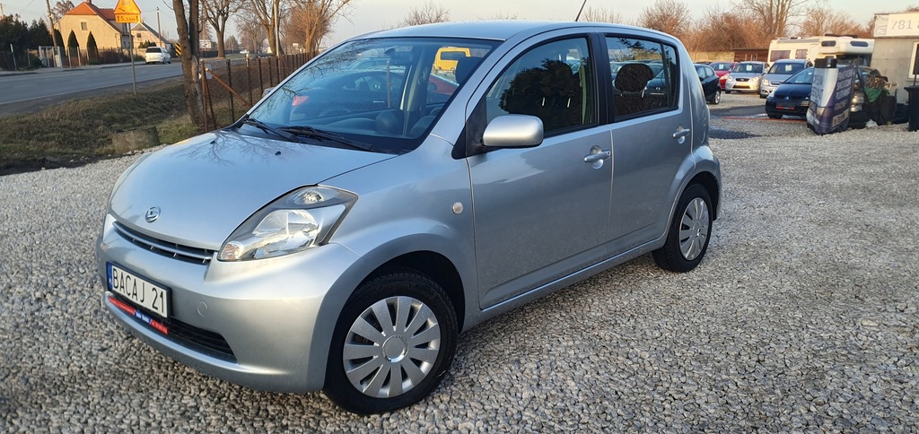 DAIHATSU SIRION 1.3 91 KM TYLKO 67000TYS KM KLIMA STAN BDB