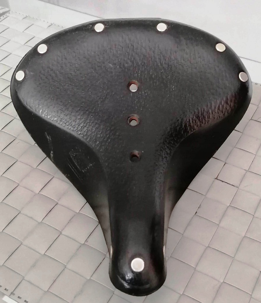 brooks b67s