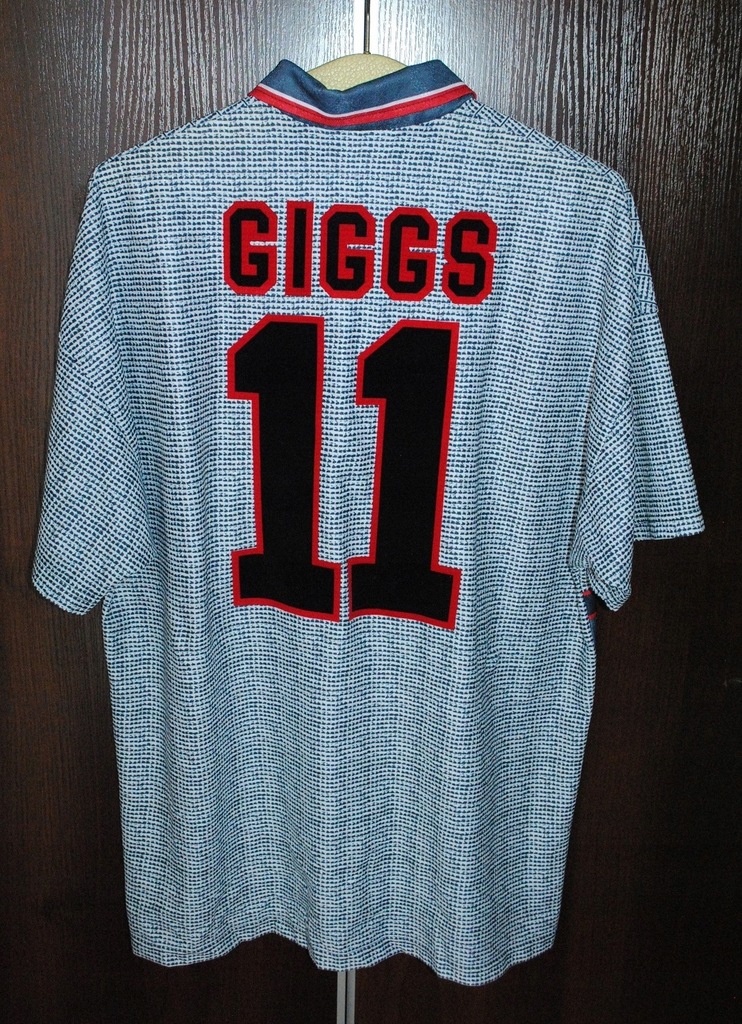 Umbro `Manchester United ` rozm.L `Ryan GIGGS