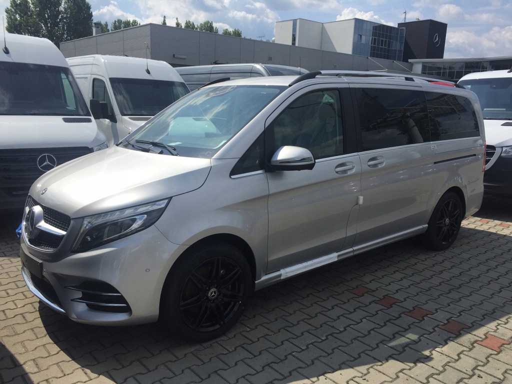 Mercedes-Benz V 300 4MATIC Wyprzedaż rocznika w AS