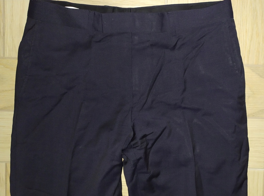 Spodnie Hugo Boss Pasolini r. 48 38 R pas 84 cm