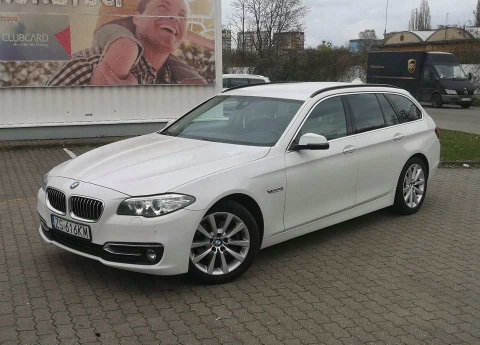 BMW Seria 5 520d Luxury Line