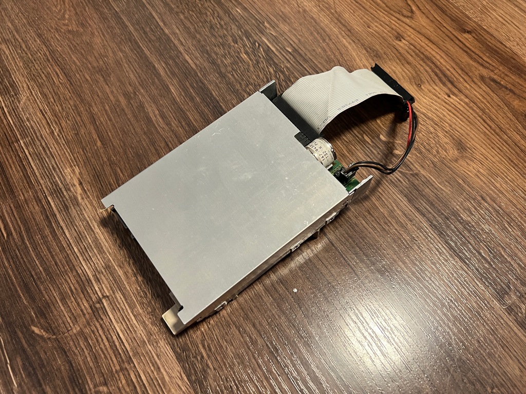 Stacja dysków Amiga 500 TEAC 235-F