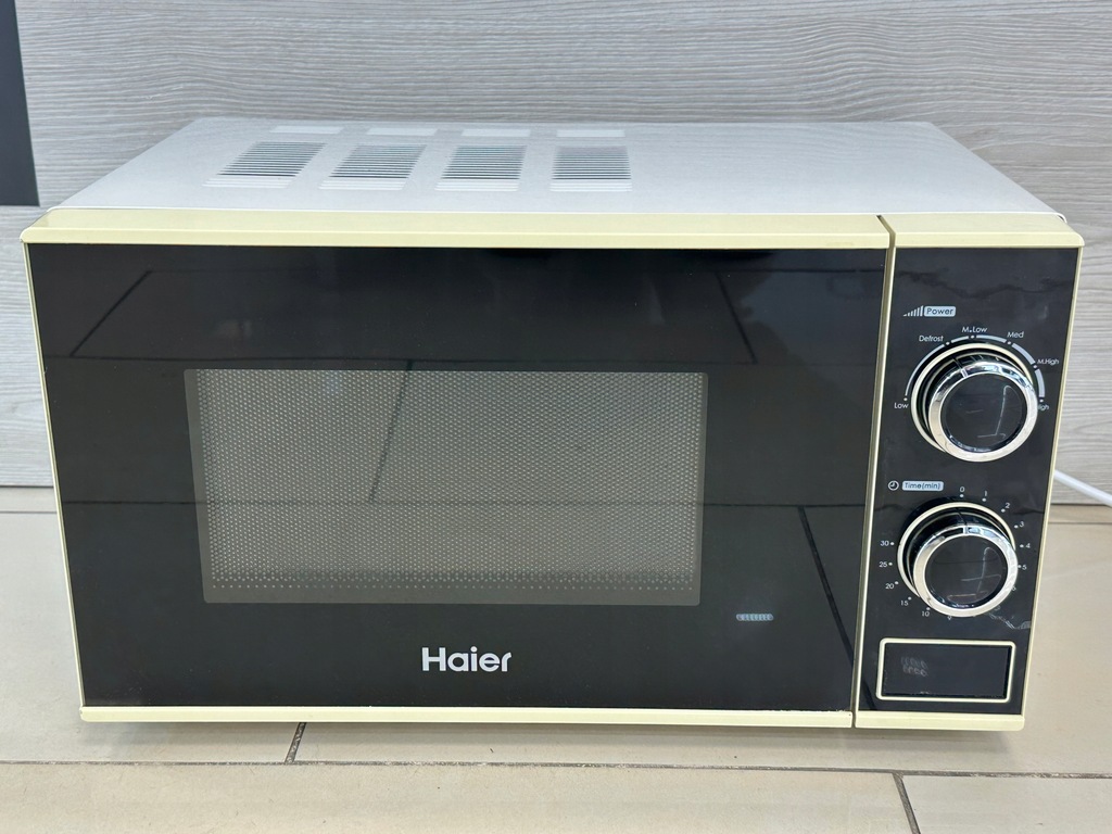 Kuchenka mikrofalowa wolnostojąca Haier HGN-2070M