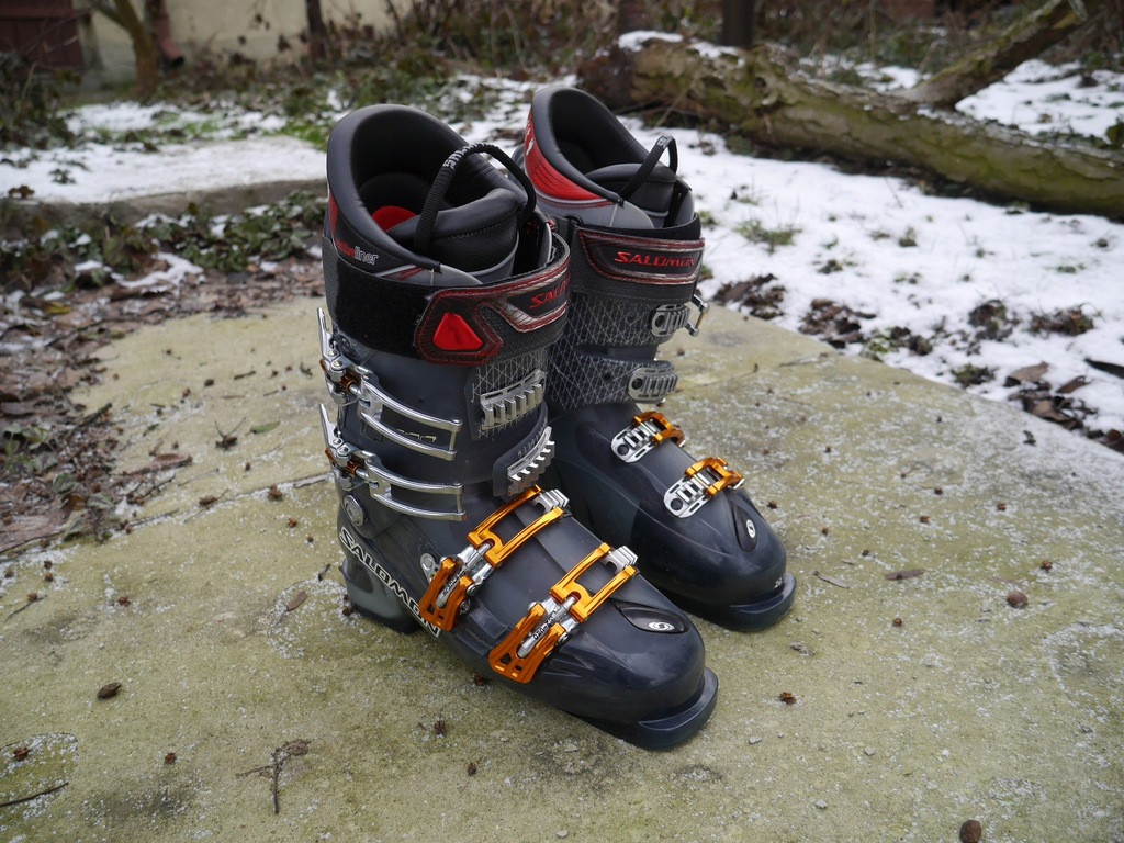 Buty SALOMON FALCON 10 rozm. 26,5 praktycznie nowe Buty SALOMON FALCON 10 rozm. 26,5 praktycznie nowe