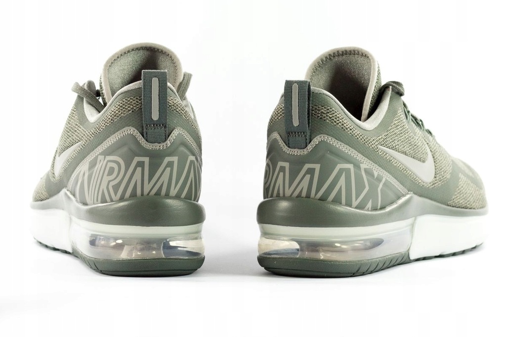 aa5739 nike