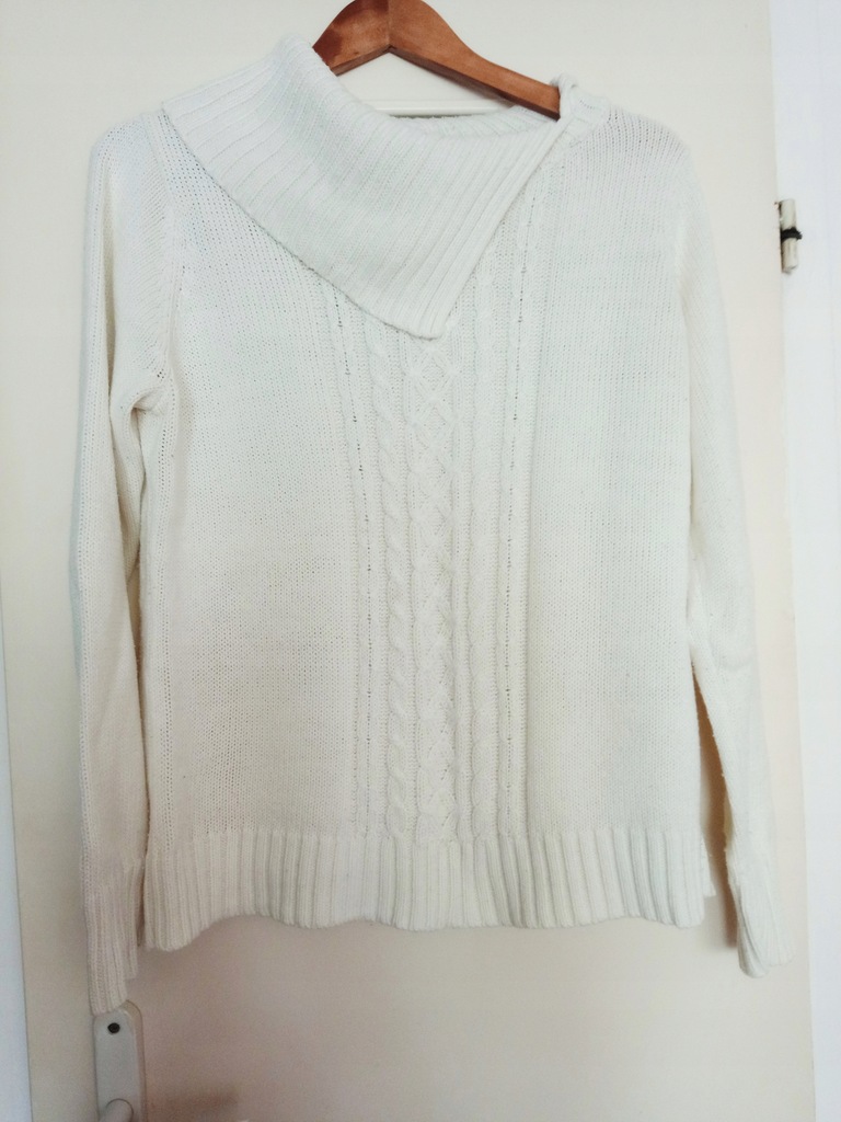 Sweter kremowy rozmiar 44