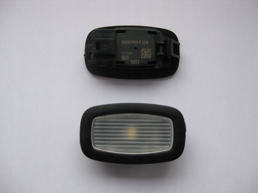 LED LAMPKI PODŚWIETLENIE DRZWI Mercedes W213 W238