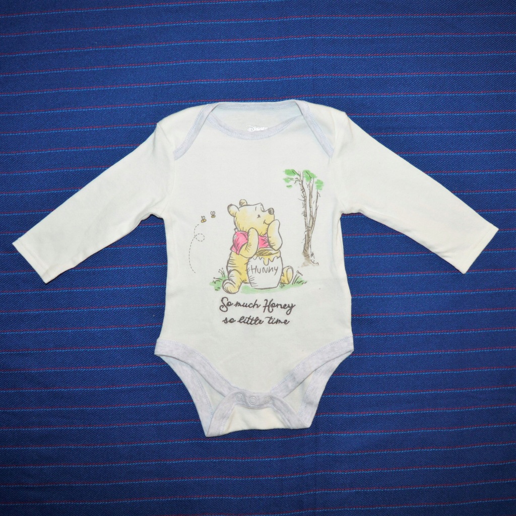 DISNEY BODY KUBUŚ PUCHATEK 6-9m 74