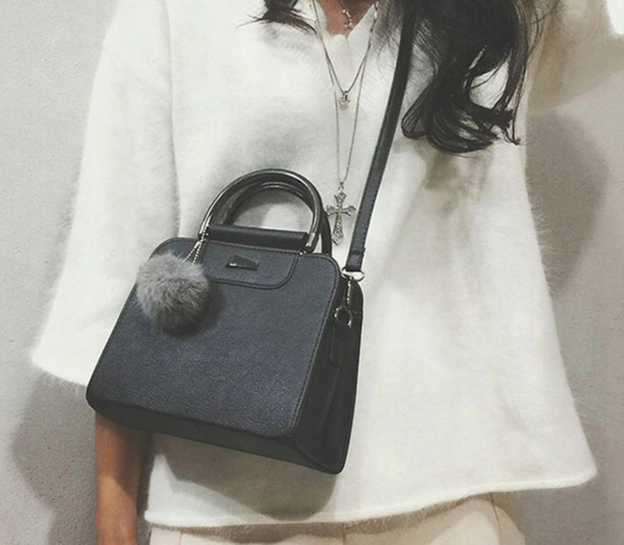 Купить Женская элегантная нагрудная сумка, черная, брелок: отзывы, фото, характеристики в интерне-магазине Aredi.ru