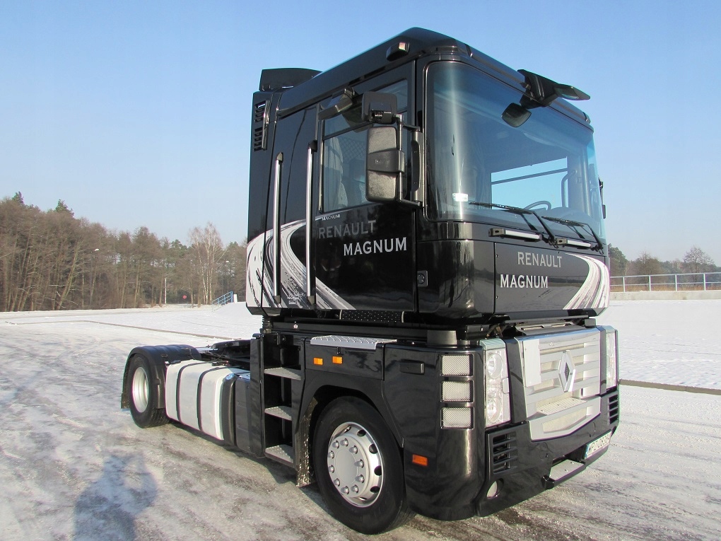 Renault Magnum 1920 1080
