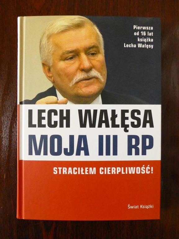 Książka Lech Wałęsa Moja III RP z autografem