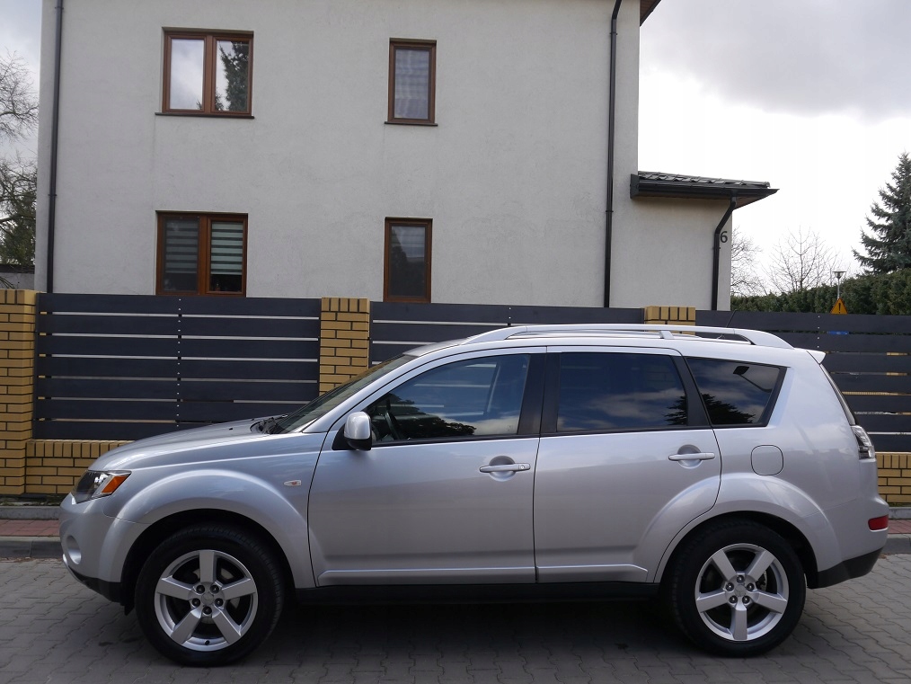 MITSUBISHI OUTLANDER II (CW_W) 2.0 DID 140 KM