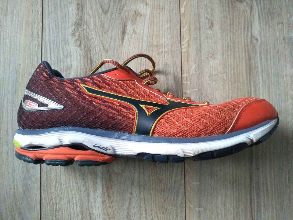 Mizuno Wave Rider 19 buty do biegania 44