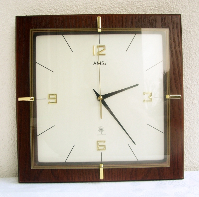 Zegar radiowy za szkłem * niemieckiej firmy AMS * drewno