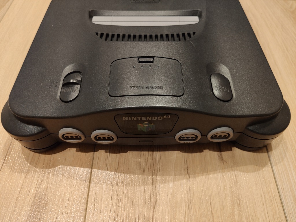Konsola Nintendo 64 PAL - NUS-001(EUR) - Stan BDB