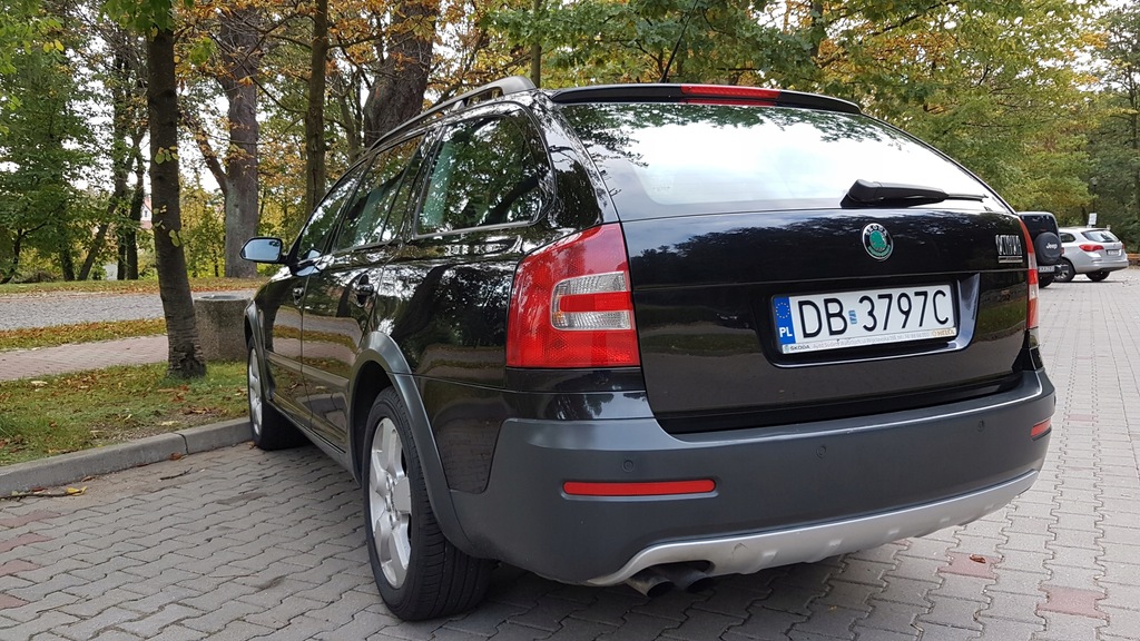 Купить Skoda Octavia II scout 4X4 2.0 TDI 140 л.с. механика: отзывы, фото, характеристики в интерне-магазине Aredi.ru