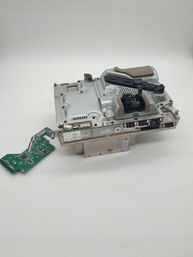 Xbox Series X 1TB model 1882 płyta główna uszkodzona Komplet
