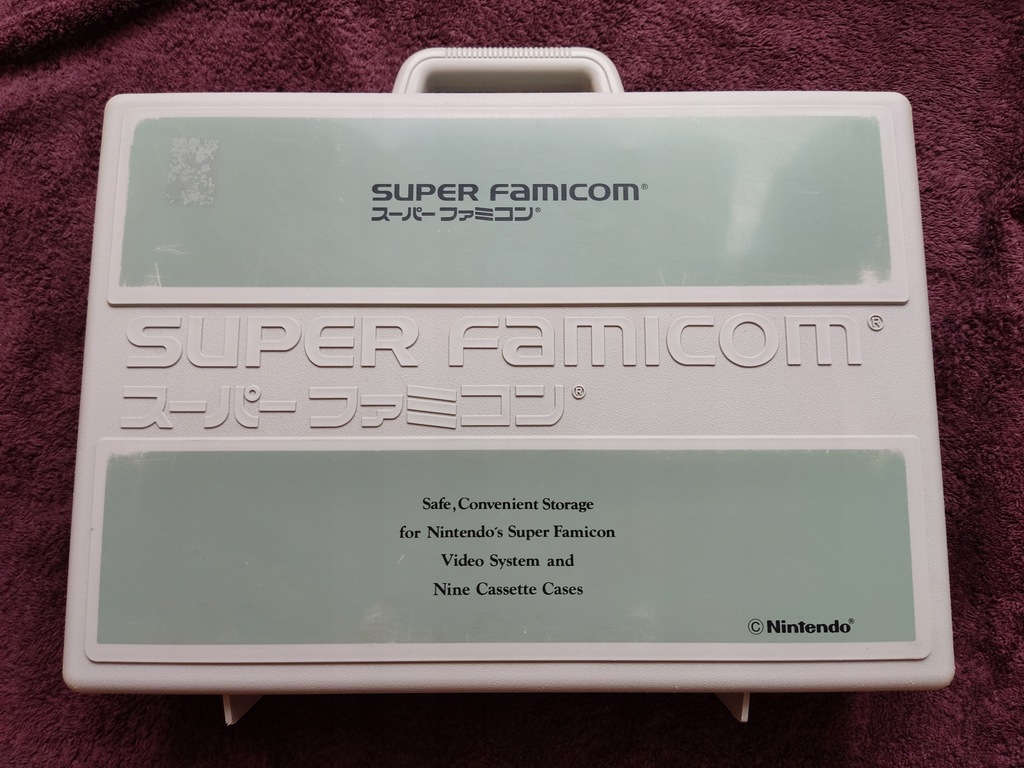 Walizka do konsoli Super Famicom