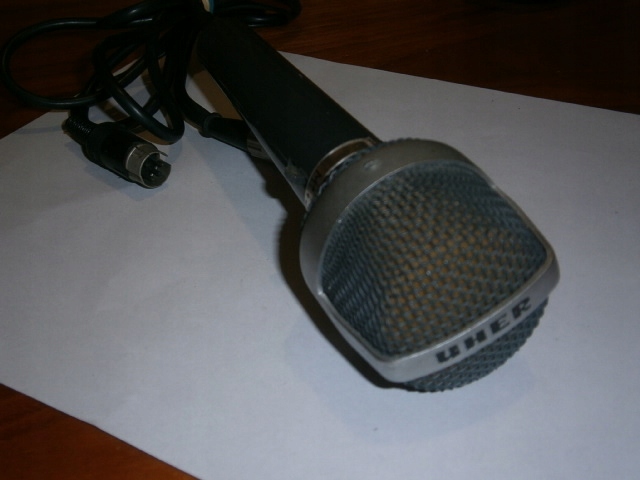 UHER M512 - MIKROFON DYNAMICZNY