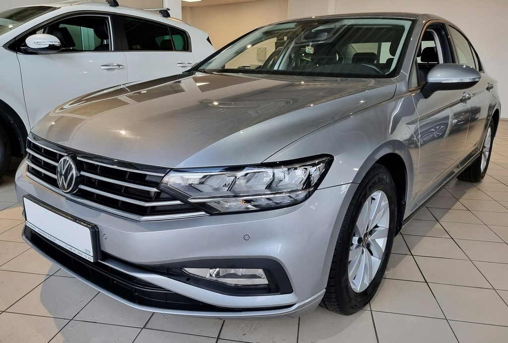 Volkswagen Passat 1.5 TSI 150KM Essence 2020/21