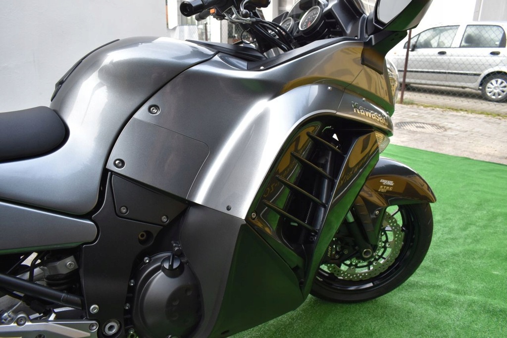 Купить KAWASAKI GTR 1400 KTRC K-ACT ABS 2016 ИДЕАЛЬНАЯ РАССРОЧКА: отзывы, фото, характеристики в интерне-магазине Aredi.ru