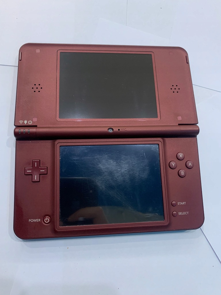 Konsola Nintendo DSi XL