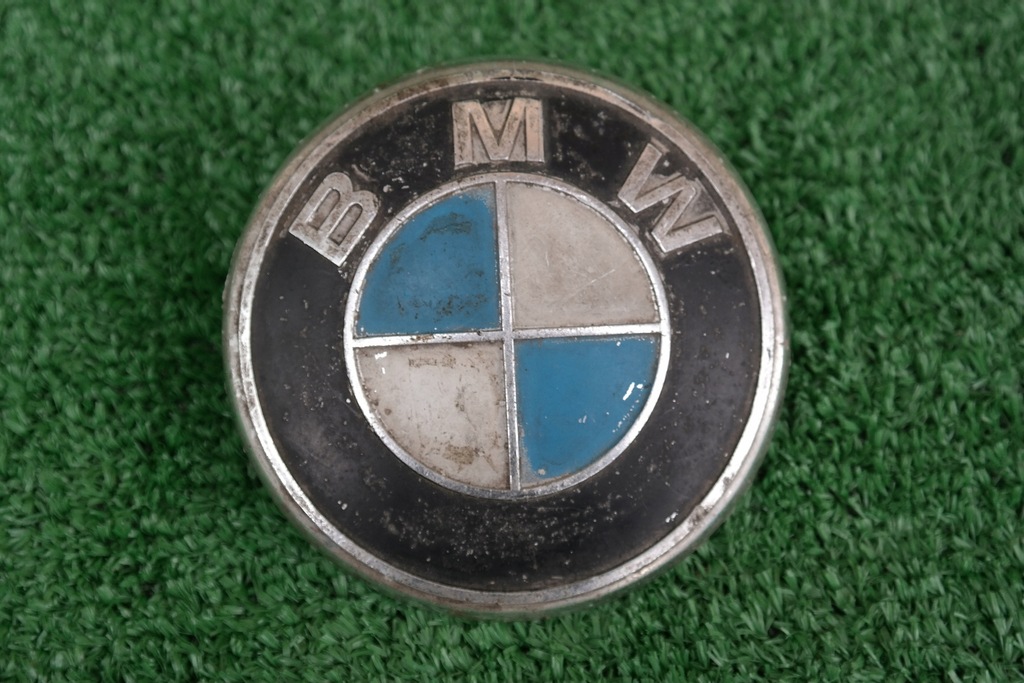 Emblemat BMW Aluminiowy Stary 0095808103 E 30