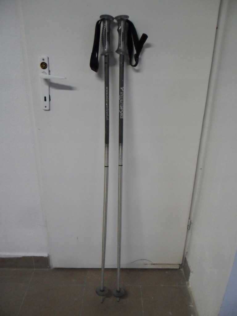 Kije narciarskie INTERSPORT RENT dł. 130 cm