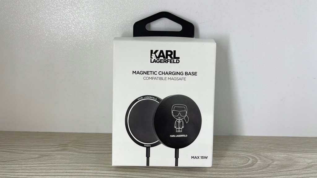 Ładowarka indukcyjna KARL LAGERFELD