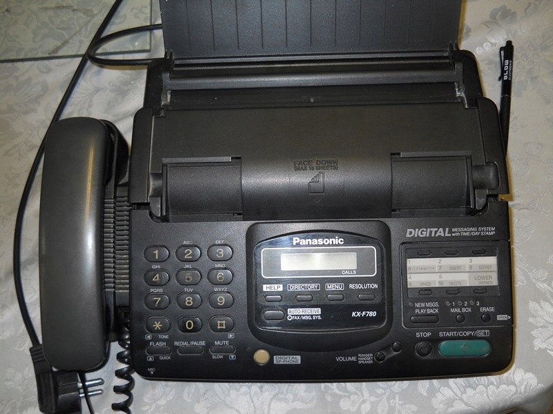 Telefon faks Panasonic KX - F780