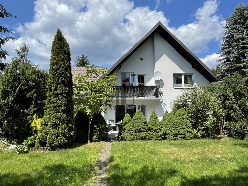 Dom, Sulejówek, Miński (pow.), 233 m²