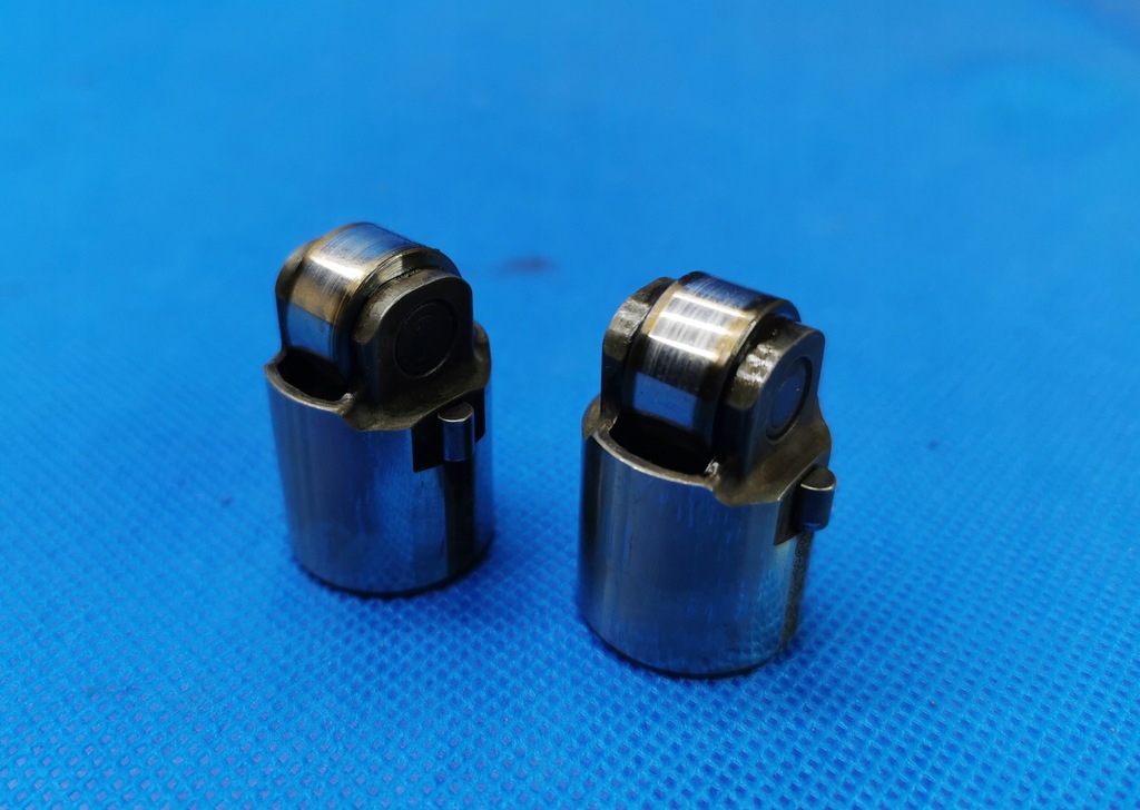 AUDI A6 C6 4.2 POPYCHACZ POMPY PALIWA 03H127307A