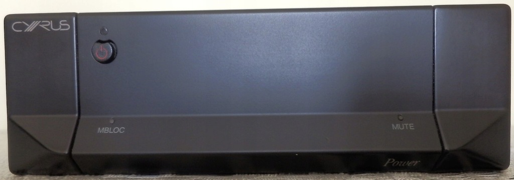 Cyrus Power - końcówka mocy stereo z XLR-ami