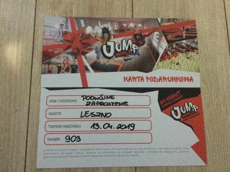 podwójny voucher na jump world parki trampolin