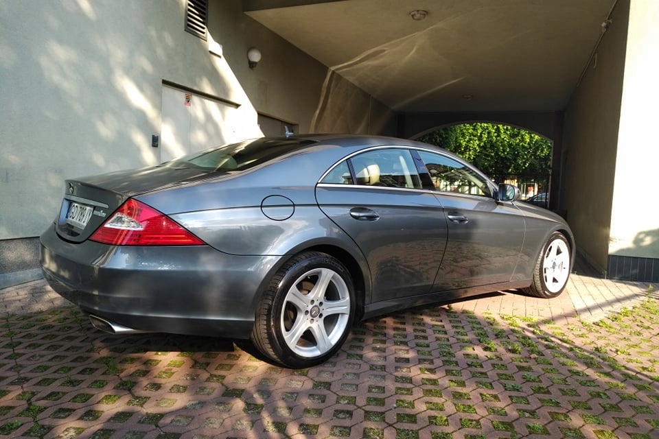 MERCEDES-BENZ CLS - 8413586554 - oficjalne archiwum Allegro