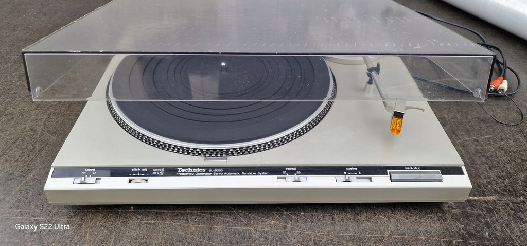 Gramofon Technics SL-B300