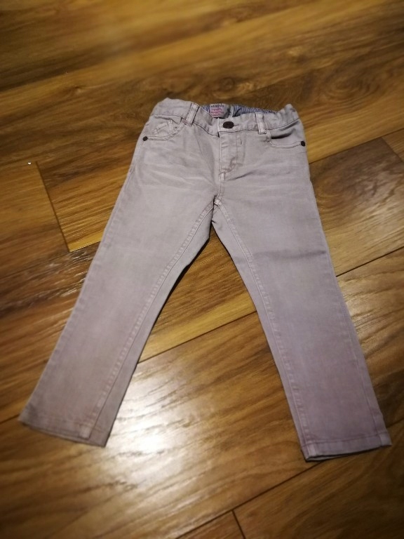 spodnie jeansowe rurki Reserved. Rozmiar 98