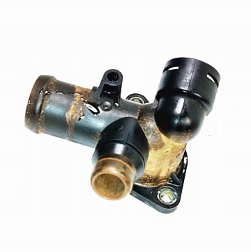 Króciec wodny 2.0 20v Audi A4 B6 B7 A6 C5